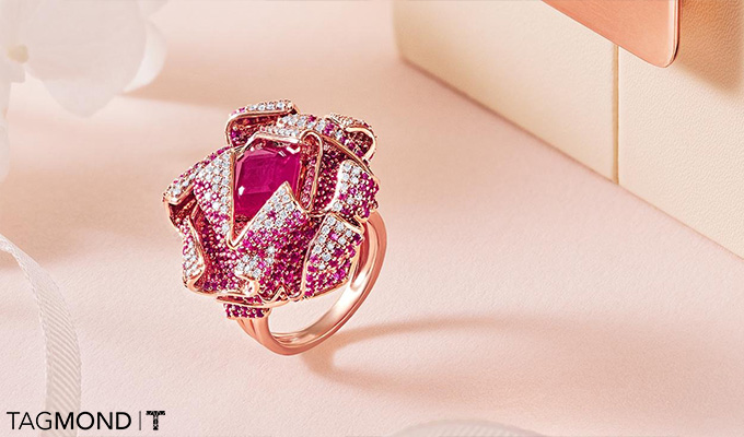 اکسسوری با رنگ سال 2023