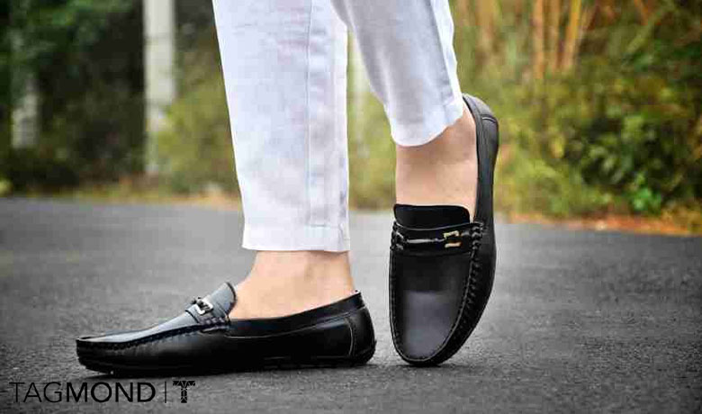 کفش کالج در استایل پاییزی