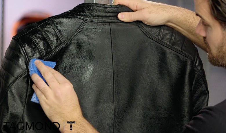 مراقبت از لباس چرم