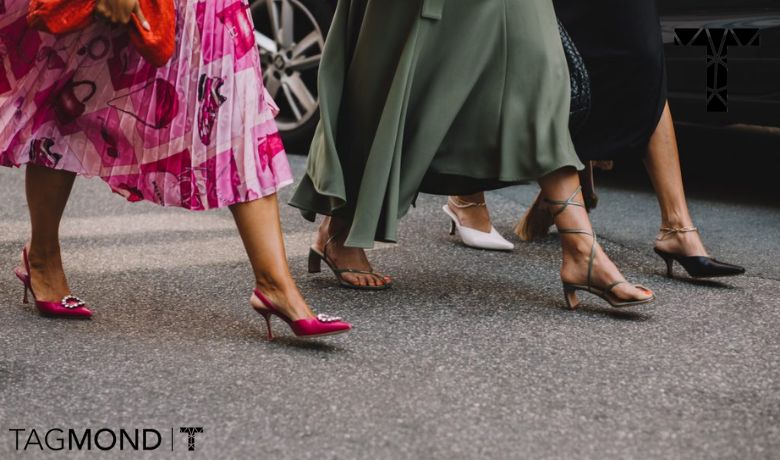 مانتوهای کژوال و صندل‌های روزمره؛ چگونه بهترین ست تابستانی را بسازیم؟