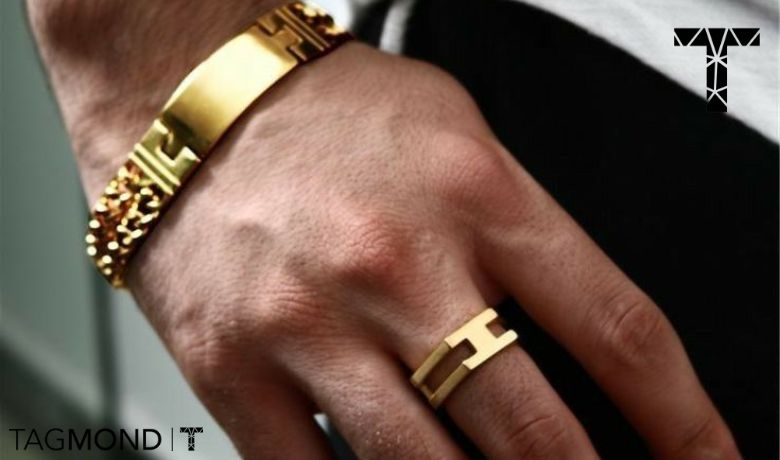 انگشتر طلایی مردانه؛ جلوه‌ای مردانه و زیبا در استایل تابستانی